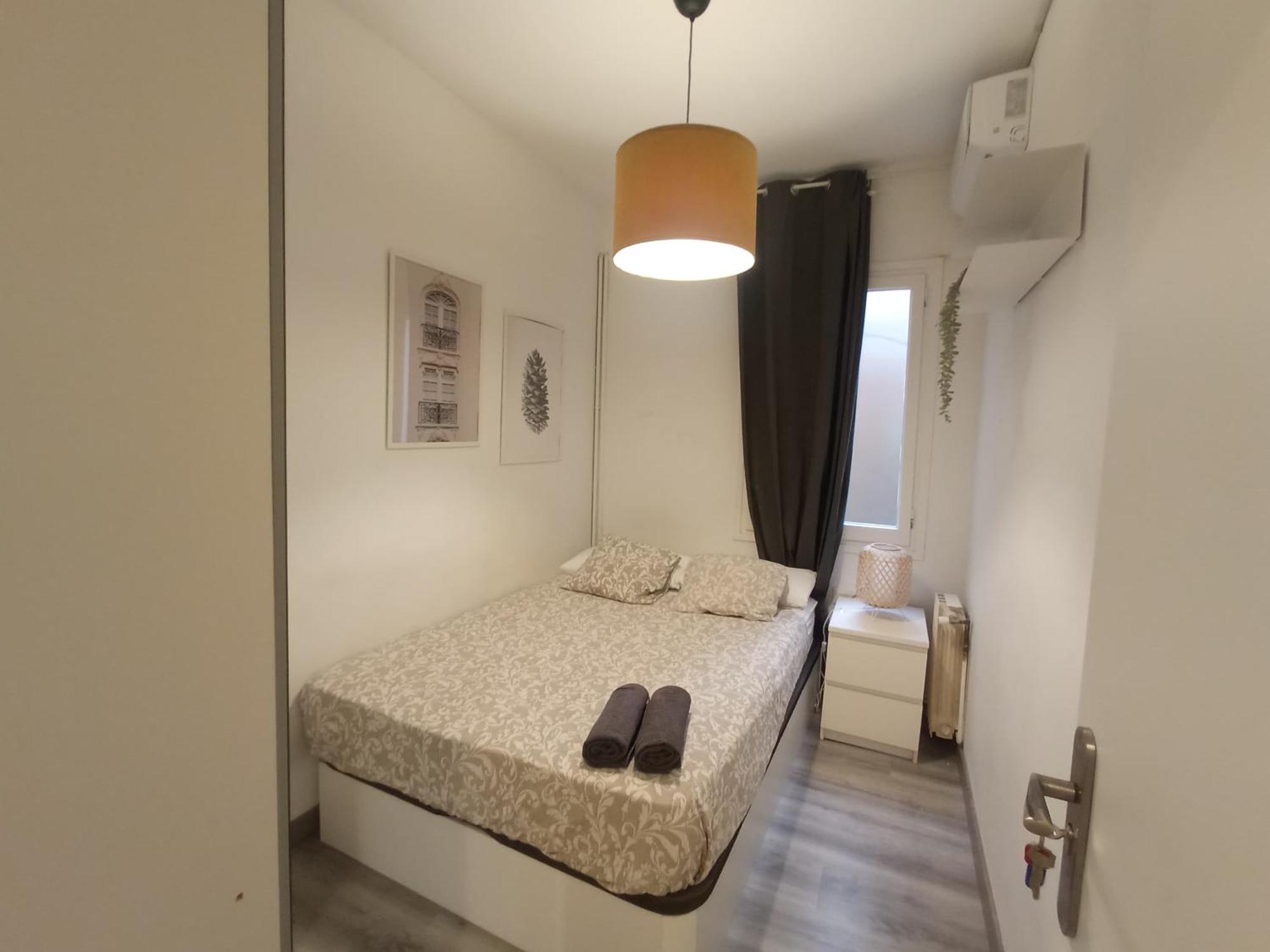 Private Rooms On Tamarit Street Barcelone Extérieur photo